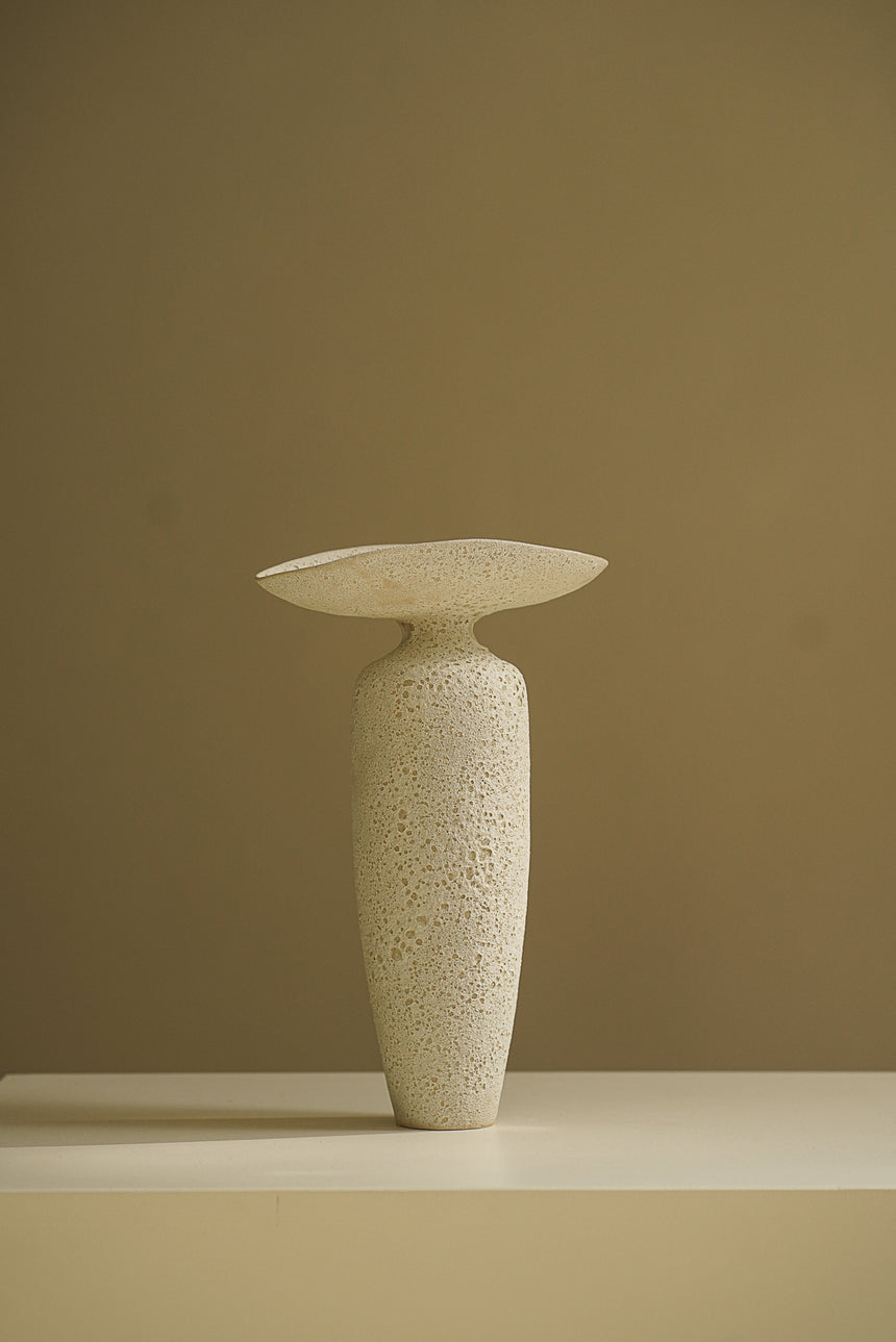 Corolle crater vase