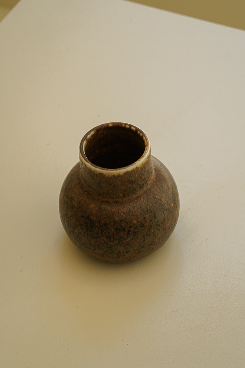 Small ball vase Gunnar Nylund