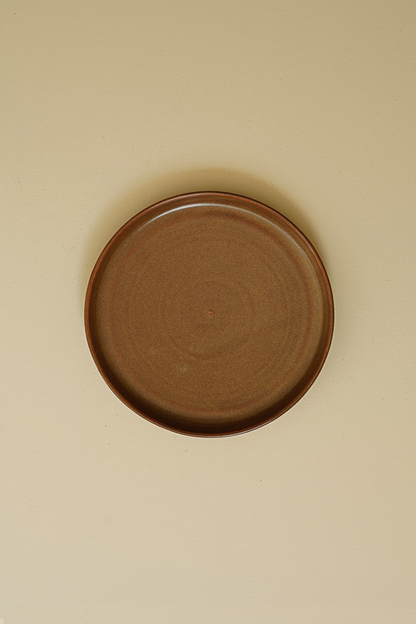 Small Kono caramel plate
